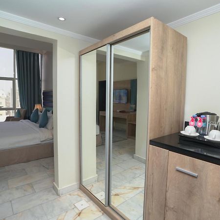 ג'דה La Fontaine Diora Hotel מראה חיצוני תמונה